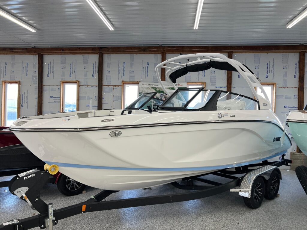 YAMAHA BOATS 222S